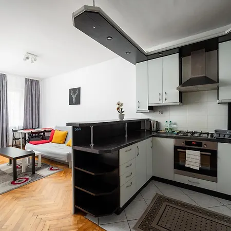 Rondo Onz Red & Yellow Lejlighed *