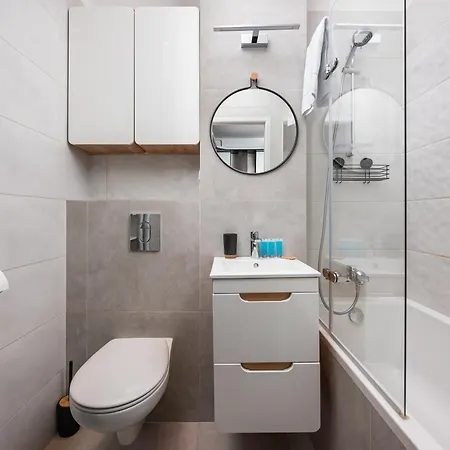 Apartament Rondo Onz Red & Yellow Warszawa